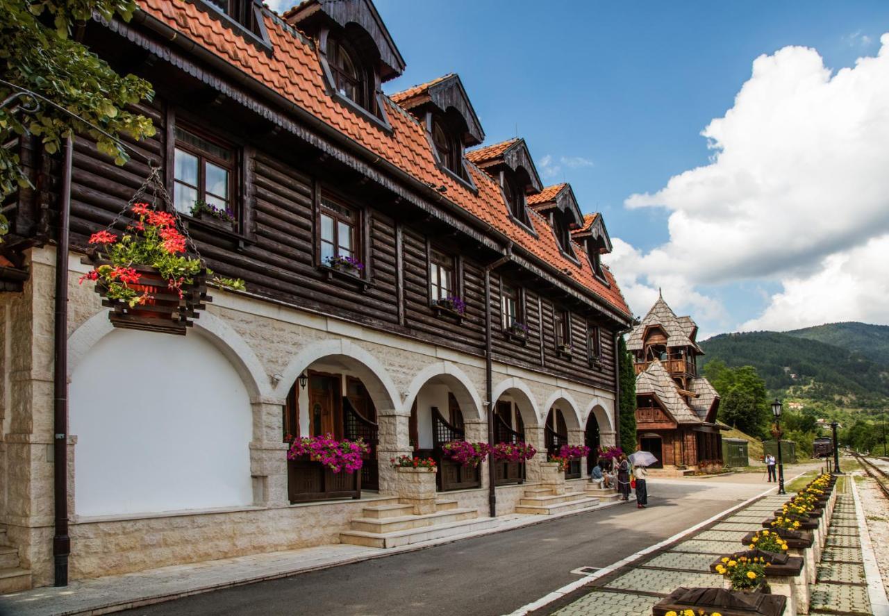 Konaciste Osmica * Mokra Gora